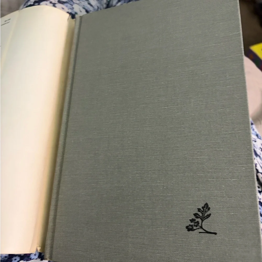 A Dictionary of Usage and Style by Roy H. Copperud - First Edition, Oct 1964